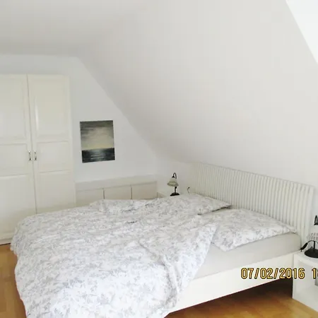 Watthuus Kiebitzhoern Attic 펜션 호루메르질