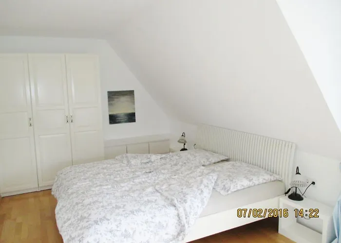 Watthuus Kiebitzhoern Attic 펜션 호루메르질